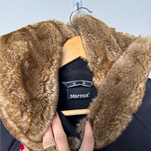Marmot Jacket - Picture 2 of 4